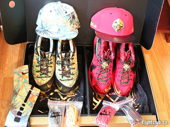 lebron,Championship Pack 勒布朗詹姆斯冠军套装实物照 LeBron X 冠军套装实物照片 nike lebron x championship release reminder Nike LeBron X Championship Pack Release Reminder