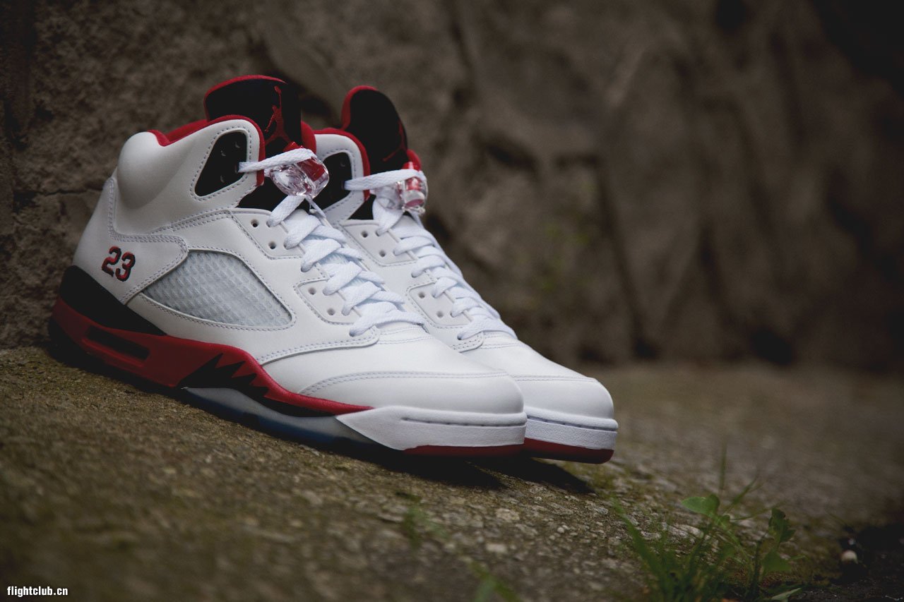 air jordan 5,aj5 AJ5 火焰红发售延期 & 球鞋市场观察 air jordan 5,aj5 AJ5 火焰红发售延期 & 球鞋市场观察
