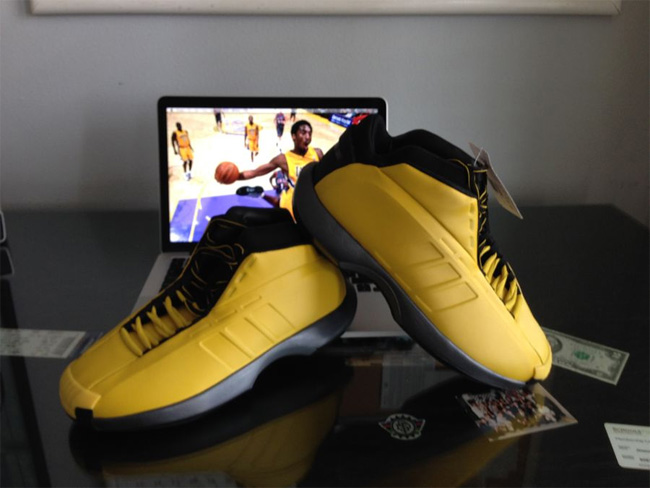 科比战靴复刻,Adidas Crazy 1,Adidas T 科比战靴复刻 Adidas Crazy 1 (The Kobe) 实物图片