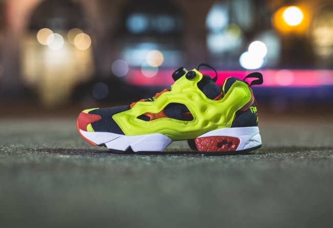 Reebok Instapump Fury atmos x Reebok Instapump Fury 20 周年联名纪念鞋款 Reebok Instapump Fury atmos x Reebok Instapump Fury 20 周年联名纪念鞋款