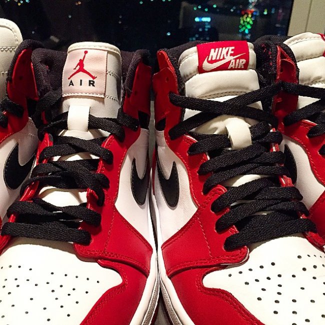 555088-101,AJ1,Air Jordan 1 555088-101AJ1 13 & 15 年款 Air Jordan 1 High "Chicago" 实物对比 555088-101,AJ1,Air Jordan 1 555088-101AJ1 13 & 15 年款 Air Jordan 1 High "Chicago" 实物对比
