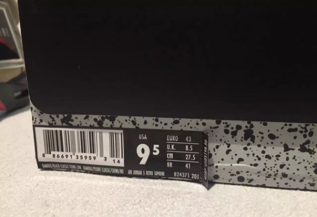 824371-201,AJ5,Air Jordan 5,Su 824371-201AJ5 售价 8,Supreme x Air Jordan 5 鞋盒标签曝光 824371-201,AJ5,Air Jordan 5,Su 824371-201AJ5 售价 8,Supreme x Air Jordan 5 鞋盒标签曝光