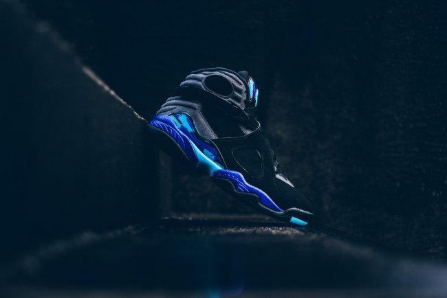 305381-025,AJ8,Air Jordan 8 305381-025AJ8水鬼 水鬼配色 Air Jordan 8 “Aqua” 美图近赏 305381-025,AJ8,Air Jordan 8 305381-025AJ8水鬼 水鬼配色 Air Jordan 8 “Aqua” 美图近赏