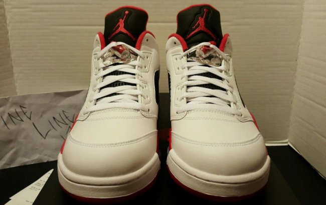 819171-101,AJ5,Air Jordan 5 819171-101AJ5低帮 经典白红降临,Air Jordan 5 Low “Fire Red” 即将发售 819171-101,AJ5,Air Jordan 5 819171-101AJ5低帮 经典白红降临,Air Jordan 5 Low “Fire Red” 即将发售