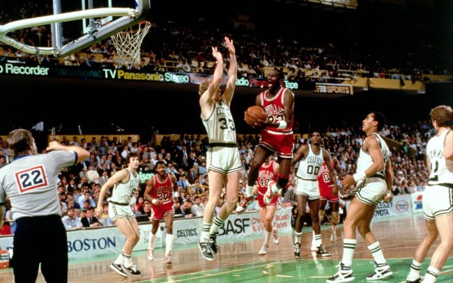 Michael Jordan,Mitchell & Ness Mitchell & Ness85-96赛季公牛 Michael Jordan 63 之夜经典球衣即将复刻 Michael Jordan,Mitchell & Ness Mitchell & Ness85-96赛季公牛 Michael Jordan 63 之夜经典球衣即将复刻