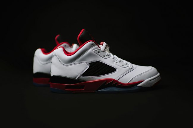 819171-101,AJ5,Air Jordan 5 819171-101AJ5低帮 Air Jordan 5 Low “Fire Red” 官网现已发售 819171-101,AJ5,Air Jordan 5 819171-101AJ5低帮 Air Jordan 5 Low “Fire Red” 官网现已发售