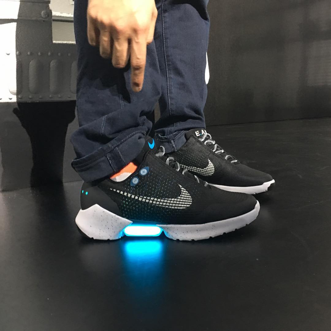 HyperAdapt 1.0,Nike 大招来了!自动系鞋带的 Nike HyperAdapt 1.0 发布! HyperAdapt 1.0,Nike 大招来了!自动系鞋带的 Nike HyperAdapt 1.0 发布!
