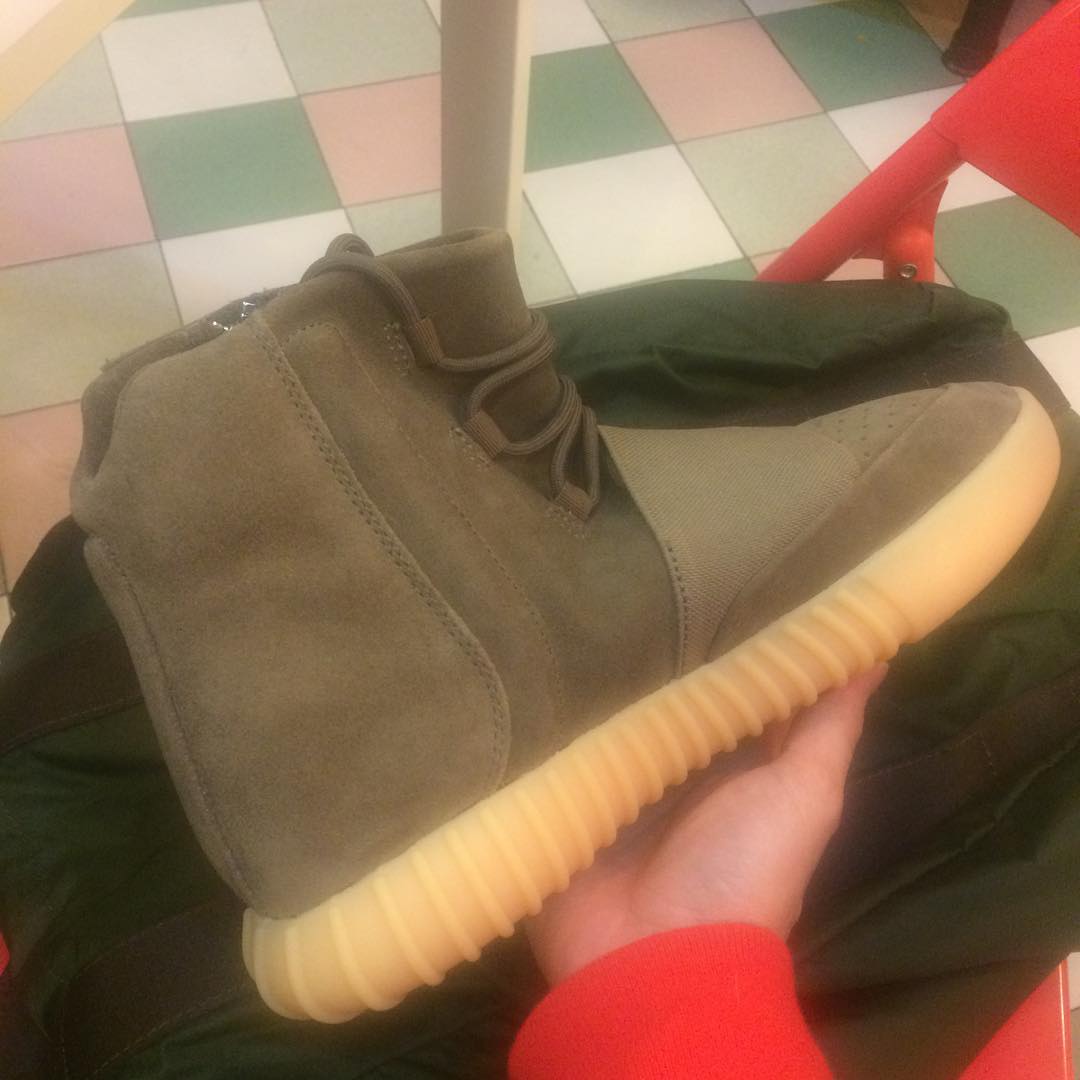 Yeezy 750 Boost,adidas Yeezy 7 发售重启!新款 Yeezy 750 Boost 将于 5 月 14 日发售 Yeezy 750 Boost,adidas Yeezy 7 发售重启!新款 Yeezy 750 Boost 将于 5 月 14 日发售