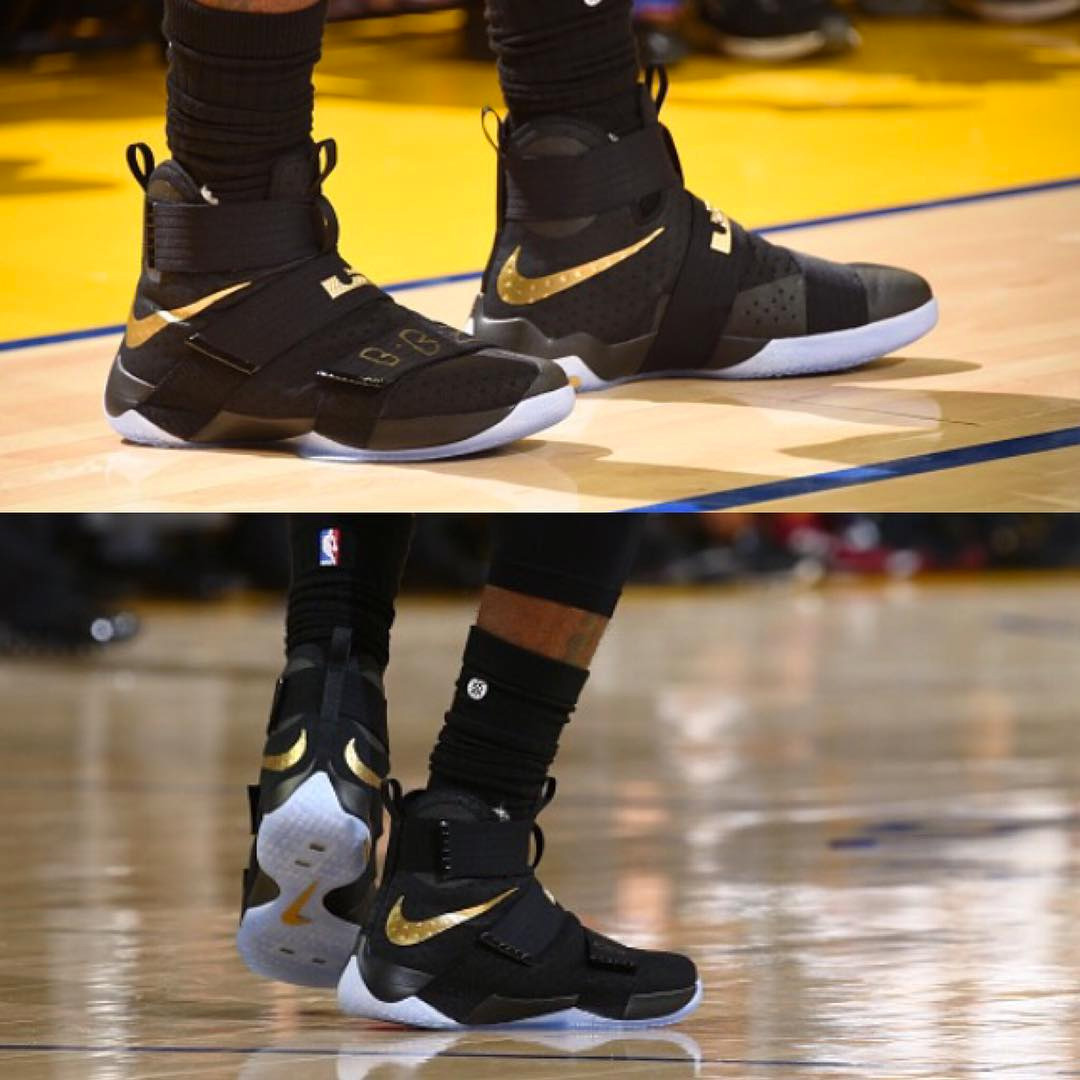 Nike,LeBron,Royalty TR 勒布朗「全新支线」明年登场!没想到是这个鞋型! Nike,LeBron,Royalty TR 勒布朗「全新支线」明年登场!没想到是这个鞋型!