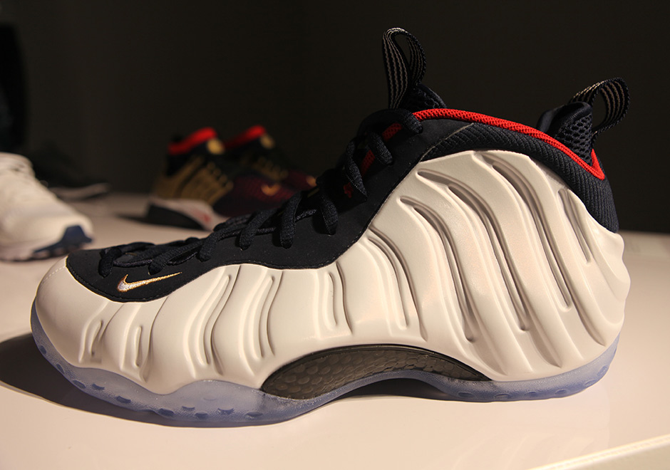 575420-400 575420-400 奥运喷 Nike Air Foamposite One “Olympic” 将于 7 月下旬发售 575420-400 575420-400 奥运喷 Nike Air Foamposite One “Olympic” 将于 7 月下旬发售