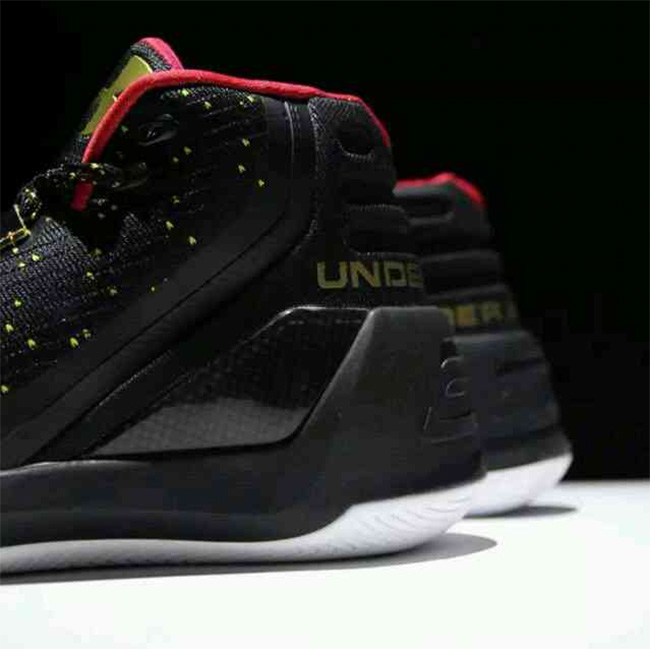 Curry 3,Under Armour 这就是库里的下一代战靴了!Under Armour Curry 3 Curry 3,Under Armour 这就是库里的下一代战靴了!Under Armour Curry 3