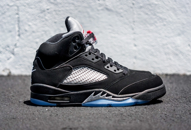845035-003,AJ5,Air Jordan 5,AJ 845035-003AJ5黑银 发售提醒:黑银重磅 Air Jordan 5 “Metallic Black” 明日发售 845035-003,AJ5,Air Jordan 5,AJ 845035-003AJ5黑银 发售提醒:黑银重磅 Air Jordan 5 “Metallic Black” 明日发售