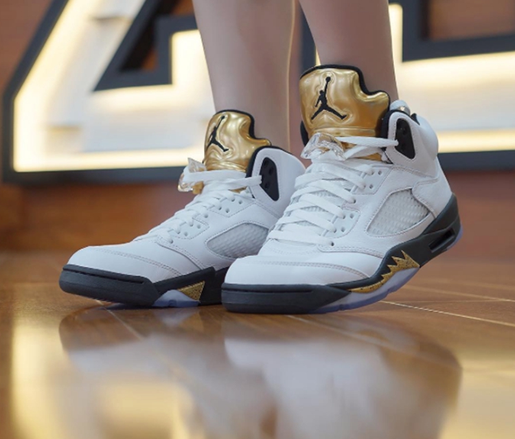 AJ5,Air Jordan 5,136027-133 即将发售,Air Jordan 5 “Olympic” 美图近赏 AJ5,Air Jordan 5,136027-133 即将发售,Air Jordan 5 “Olympic” 美图近赏