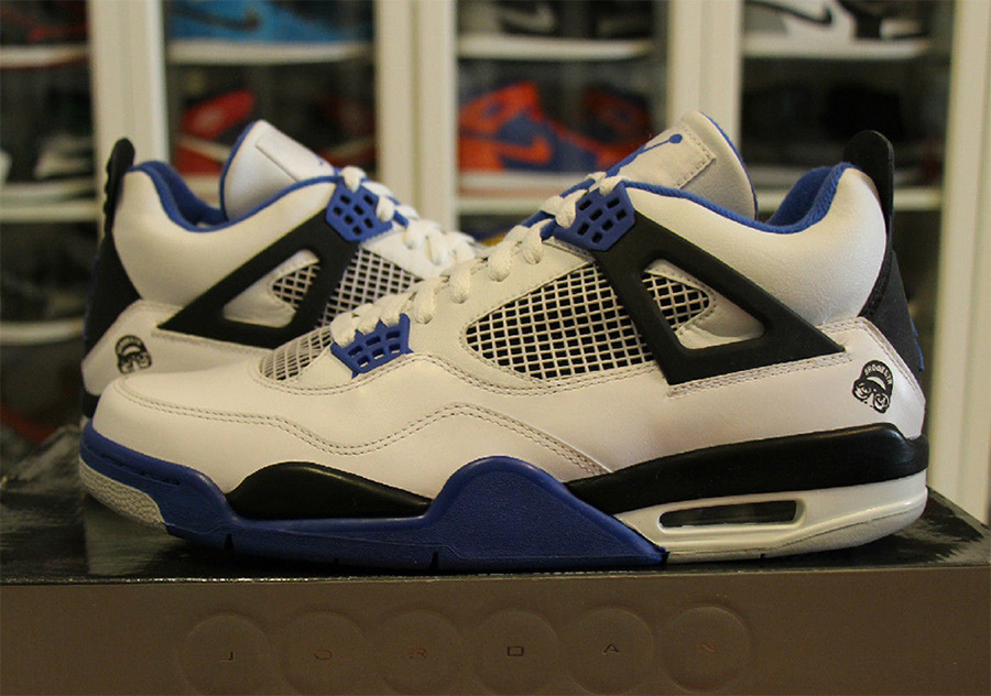 AJ4,Air Jordan 4 AJ4 2017 款 Air Jordan 4 “Motorsports” 实物首次曝光! AJ4,Air Jordan 4 AJ4 2017 款 Air Jordan 4 “Motorsports” 实物首次曝光!