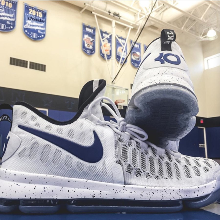 Nike,KD 9,DUKE 蓝魔专属新配色,KD 9 “Duke” PE 近照释出 Nike,KD 9,DUKE 蓝魔专属新配色,KD 9 “Duke” PE 近照释出