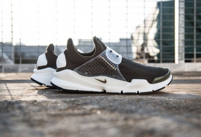 Nike,Sock Dart 也许,这就是你最想要的那双百搭鞋款! Nike,Sock Dart 也许,这就是你最想要的那双百搭鞋款!