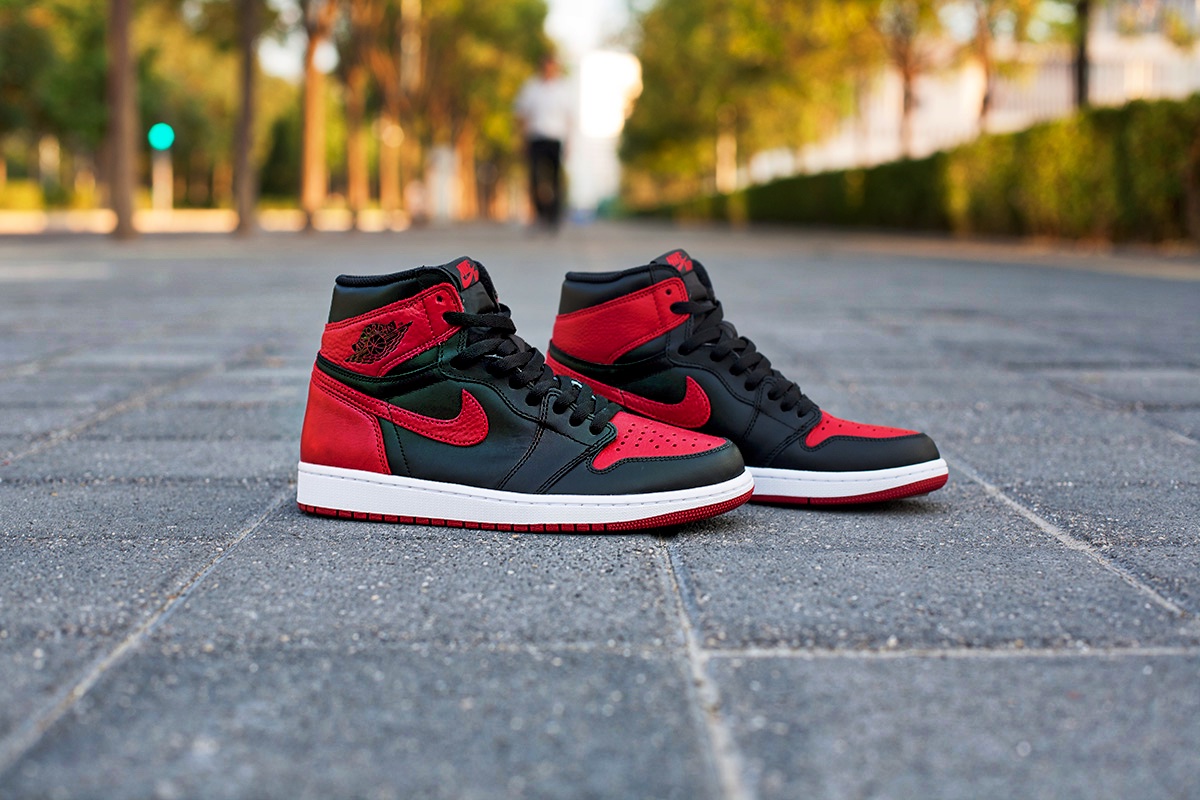 555088-001,AJ1,Air Jordan 1,AJ 555088-001AJ1黑红 引发路人围观!黑红禁穿 Air Jordan 1 裤装搭配展示 555088-001,AJ1,Air Jordan 1,AJ 555088-001AJ1黑红 引发路人围观!黑红禁穿 Air Jordan 1 裤装搭配展示