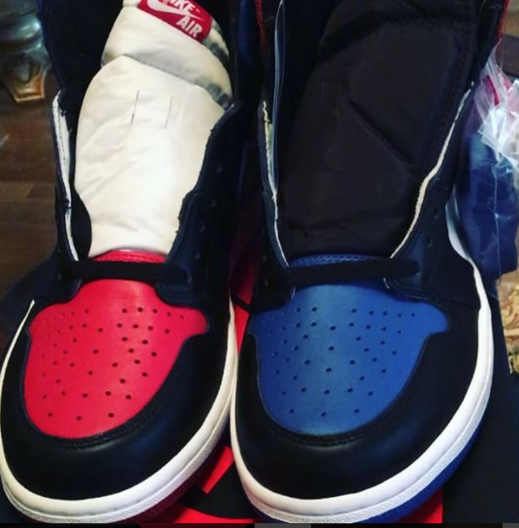 Air Jordan 1,AJ1,555088-026 吊牌曝光!Air Jordan 1 Retro High OG “Top 3” 新图释出 Air Jordan 1,AJ1,555088-026 吊牌曝光!Air Jordan 1 Retro High OG “Top 3” 新图释出