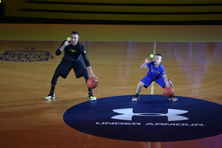 Under Armour,Curry 2.5 库里与小鲜肉同场 PK,UA “传旗亚洲”之旅台湾站回顾 Under Armour,Curry 2.5 库里与小鲜肉同场 PK,UA “传旗亚洲”之旅台湾站回顾