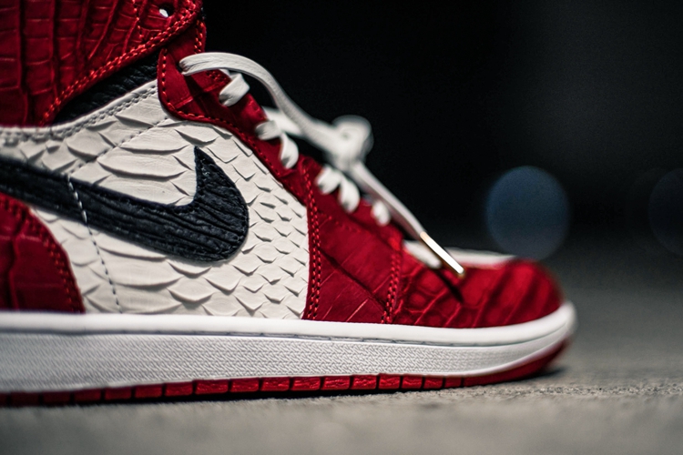 Air Jordan 1,AJ1 奢华至极!Air Jordan 1 “Chicago” 定制版本展示 Air Jordan 1,AJ1 奢华至极!Air Jordan 1 “Chicago” 定制版本展示