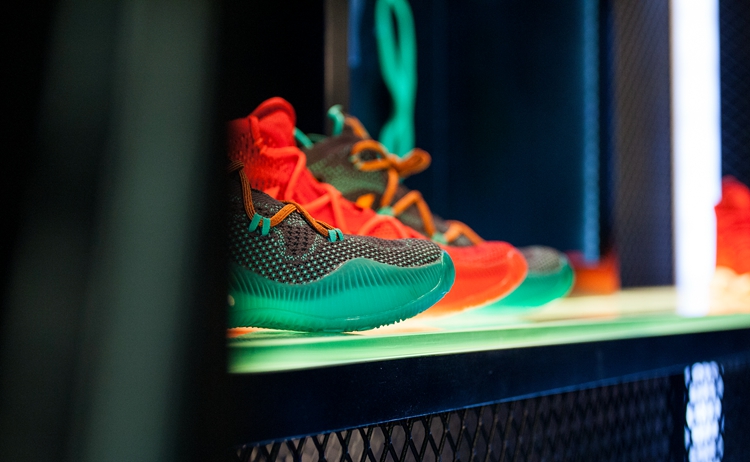 adidas,CrazyExplosive 轰碎篮筐!adidas CrazyExplosive 战靴解密 adidas,CrazyExplosive 轰碎篮筐!adidas CrazyExplosive 战靴解密