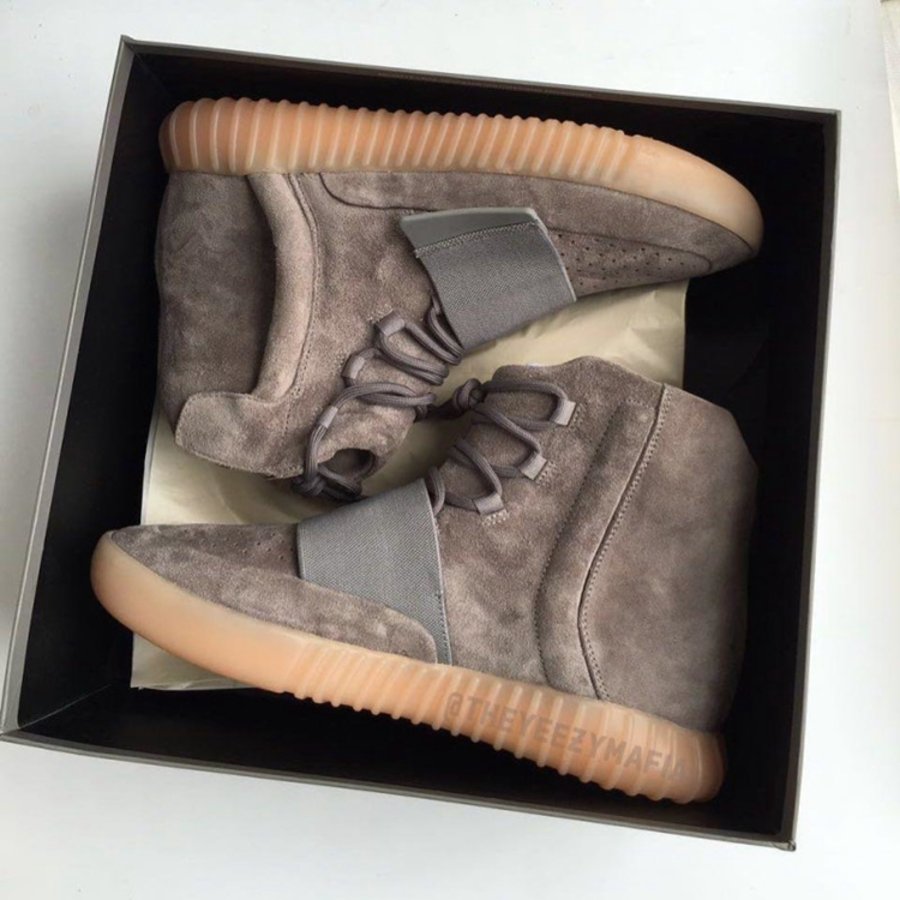 adidas,Yeezy 750 Boost,Yeezy 厉害了!全新 Yeezy 750 Boost “Light Brown” 下月发售 adidas,Yeezy 750 Boost,Yeezy 厉害了!全新 Yeezy 750 Boost “Light Brown” 下月发售