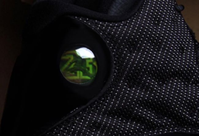 AJ13,Air Jordan 13 黑猫鞋型的完美诠释!Air Jordan 13 “Black Cat” 谍照曝光 AJ13,Air Jordan 13 黑猫鞋型的完美诠释!Air Jordan 13 “Black Cat” 谍照曝光