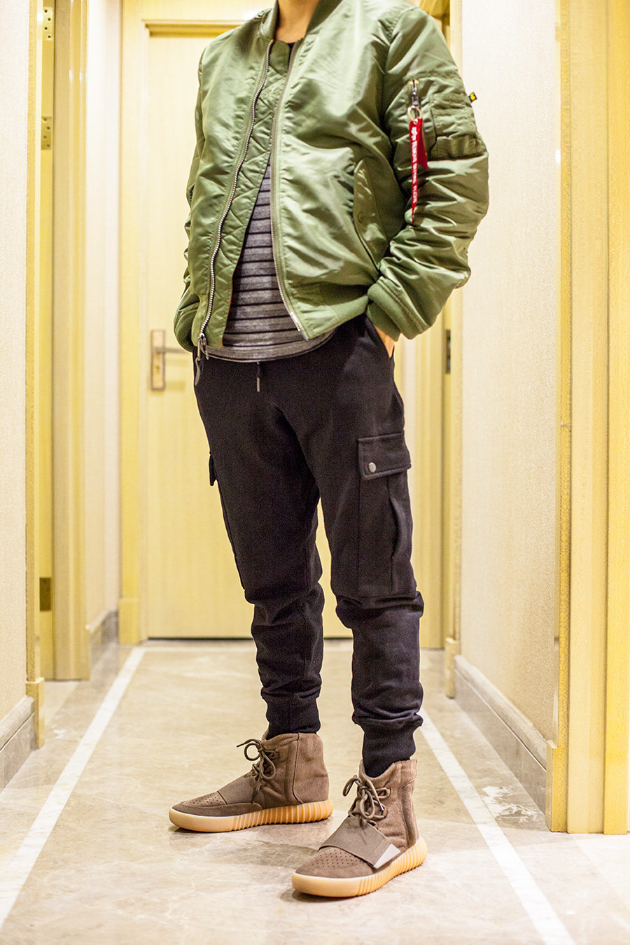 Yeezy 750 Boost,Alpha 太冷了!冻得小编赶紧穿上了绿棉袄和大皮鞋! Yeezy 750 Boost,Alpha 太冷了!冻得小编赶紧穿上了绿棉袄和大皮鞋!