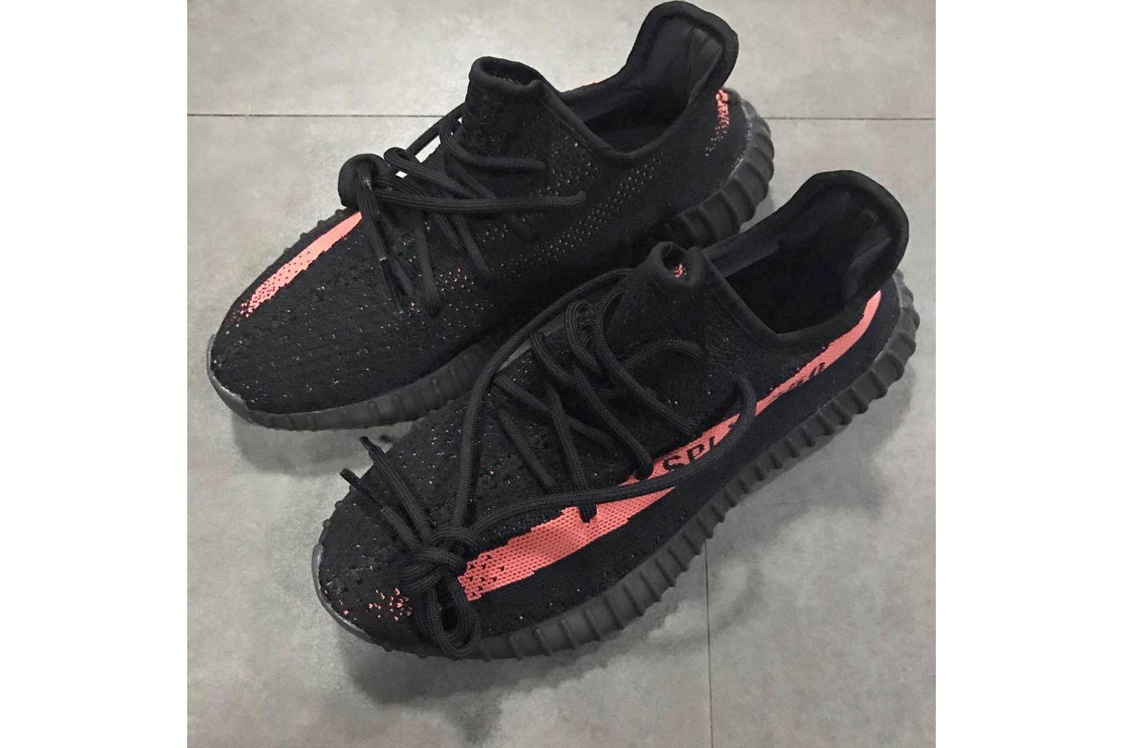 Yeezy 350 Boost V2,Yeezy 350 B 三款 Yeezy 350 Boost V2 新配色将在 11 月 23 日发售! Yeezy 350 Boost V2,Yeezy 350 B 三款 Yeezy 350 Boost V2 新配色将在 11 月 23 日发售!