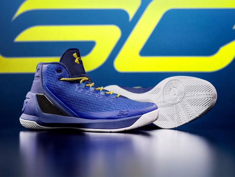 Under Armour,Curry 3 curry 3 测评 织物、碳板鼎力加持!全方位解读 UA Curry 3 最新战靴 Under Armour,Curry 3 curry 3 测评 织物、碳板鼎力加持!全方位解读 UA Curry 3 最新战靴