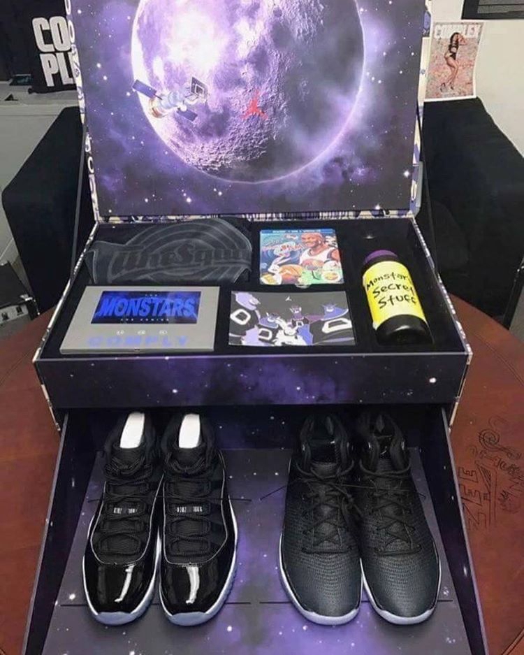 Air Jordan 11,AJ11,378037-003 超豪华礼盒登场!Air Jordan 11 “Space Jam” 套装近赏 Air Jordan 11,AJ11,378037-003 超豪华礼盒登场!Air Jordan 11 “Space Jam” 套装近赏