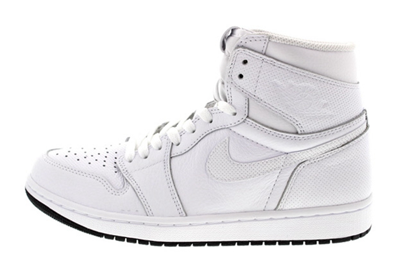 AJ1,Air Jordan 1,555088-100 质感新花样!Air Jordan 1 “Perforated” 近赏 AJ1,Air Jordan 1,555088-100 质感新花样!Air Jordan 1 “Perforated” 近赏