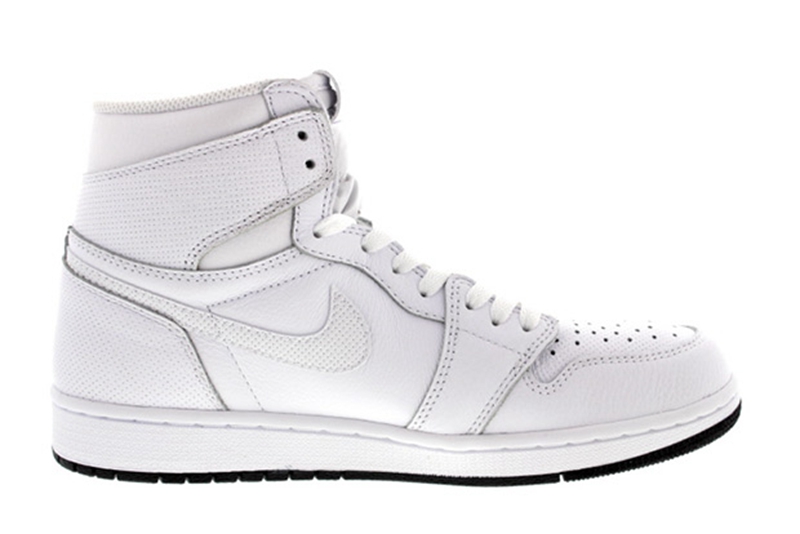 AJ1,Air Jordan 1,555088-100 质感新花样!Air Jordan 1 “Perforated” 近赏 AJ1,Air Jordan 1,555088-100 质感新花样!Air Jordan 1 “Perforated” 近赏