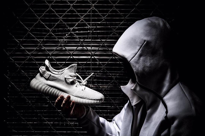 Yeezy,Yeezy 350 Boost 油漆条没有取消?Yeezy 350 Boost V2 上脚美图 Yeezy,Yeezy 350 Boost 油漆条没有取消?Yeezy 350 Boost V2 上脚美图