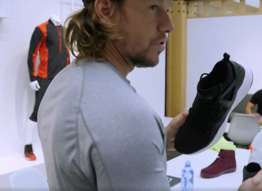 Wahlberg 这个好莱坞男星也要设计自己的 Air Jordan 了! Wahlberg 这个好莱坞男星也要设计自己的 Air Jordan 了!
