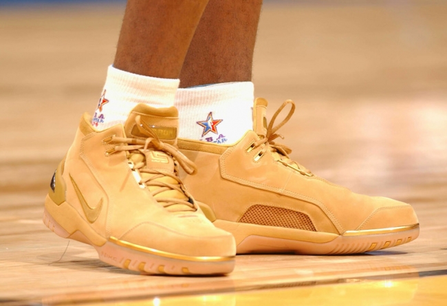 Nike, Nike Air Zoom Generation 詹姆斯的第一双全明星战靴即将发售! Nike, Nike Air Zoom Generation 詹姆斯的第一双全明星战靴即将发售!