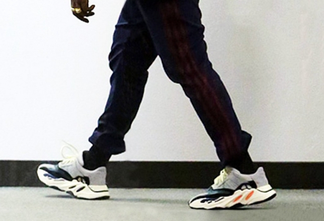 adidas,Yeezy Runner 球鞋设计师还原 Yeezy Runner 实物图片 adidas,Yeezy Runner 球鞋设计师还原 Yeezy Runner 实物图片