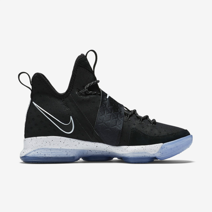 Nike, LeBron 14,921084-002 刚柔兼备的战靴!LeBron 14 “Black Ice” 官网已上架 Nike, LeBron 14,921084-002 刚柔兼备的战靴!LeBron 14 “Black Ice” 官网已上架