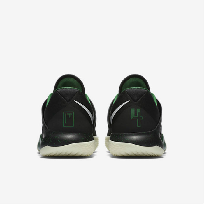 Nike, Zoom Live 小托马斯与扎克拉文的 PE 球鞋都带有夜光效果! Nike, Zoom Live 小托马斯与扎克拉文的 PE 球鞋都带有夜光效果!