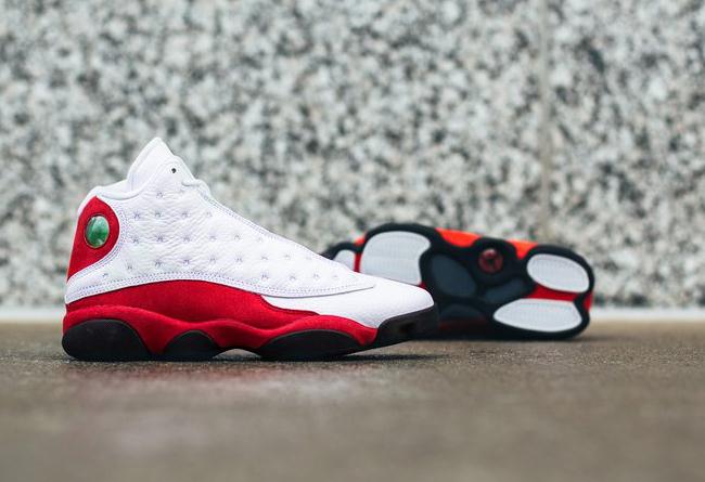 Air Jordan 13,AJ13,414571-122 诱人白红!这双元年配色的 Air Jordan 13 本月回归 Air Jordan 13,AJ13,414571-122 诱人白红!这双元年配色的 Air Jordan 13 本月回归