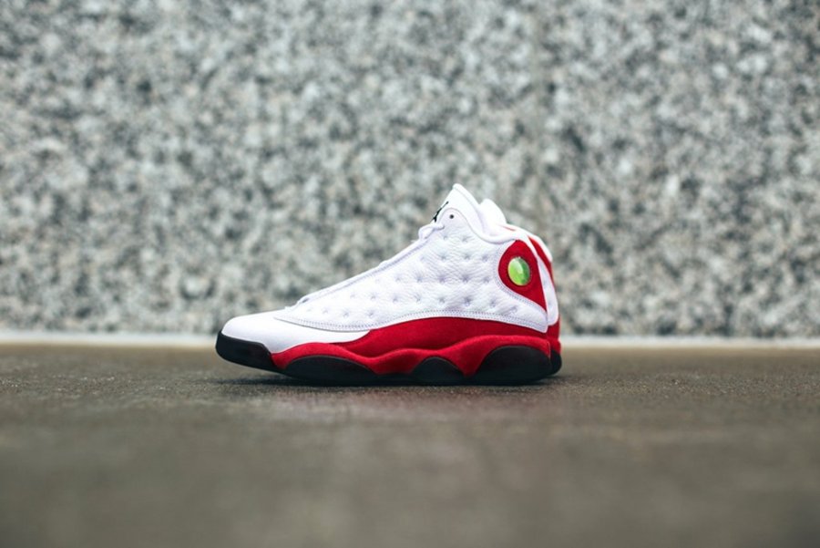 Air Jordan 13,AJ13,414571-122 诱人白红!这双元年配色的 Air Jordan 13 本月回归 Air Jordan 13,AJ13,414571-122 诱人白红!这双元年配色的 Air Jordan 13 本月回归