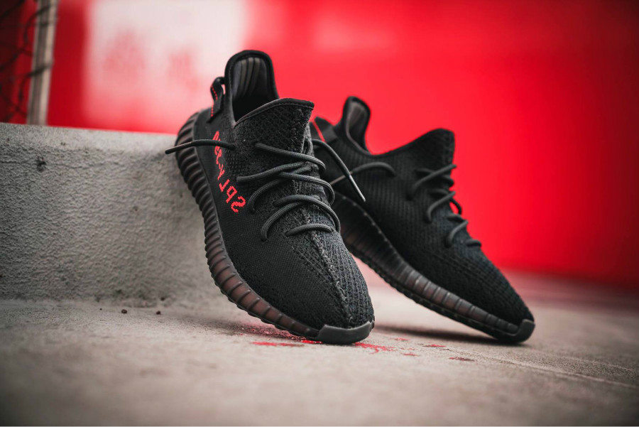 adidas,Yeezy Boost 350 V2,CP96 Yeezy 350 加入刺绣设计,油漆条也并未消失! adidas,Yeezy Boost 350 V2,CP96 Yeezy 350 加入刺绣设计,油漆条也并未消失!