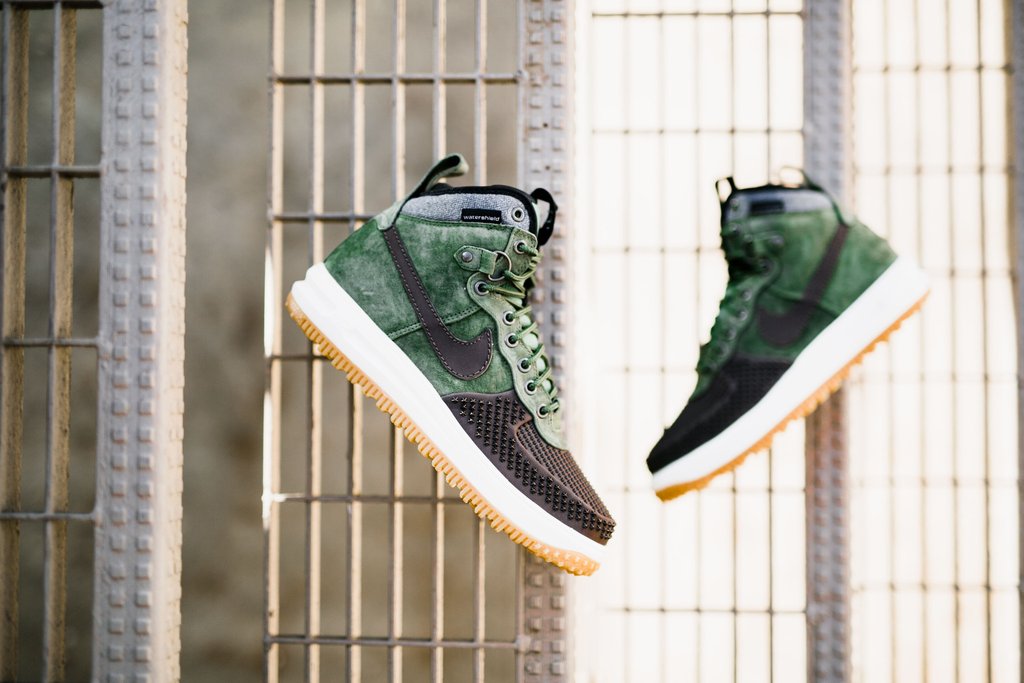 Nike, Lunar Force 1 Duckboot,A 户外军事风!Lunar Force 1 Duckboot “Army Olive” 美图近赏 Nike, Lunar Force 1 Duckboot,A 户外军事风!Lunar Force 1 Duckboot “Army Olive” 美图近赏