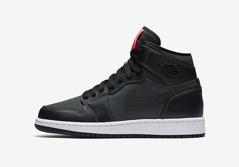 Air Jordan 1,AJ1,332148-004 反光加持!黑粉配色 Air Jordan 1 GS 即将发售 Air Jordan 1,AJ1,332148-004 反光加持!黑粉配色 Air Jordan 1 GS 即将发售