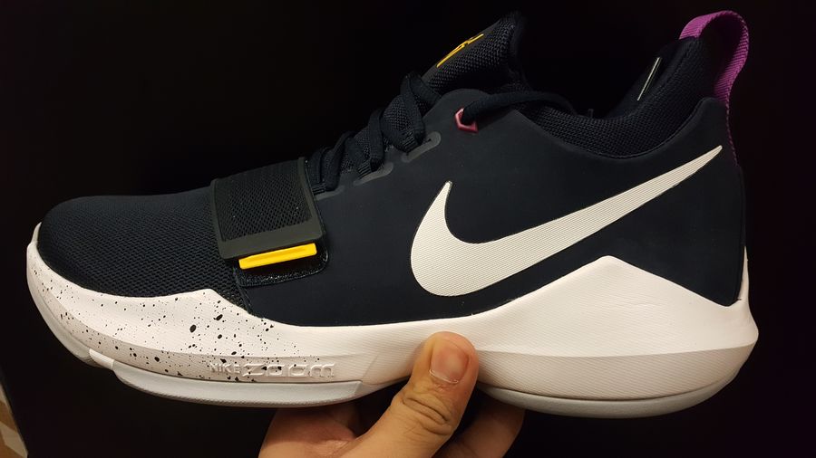 Nike,PG1 实物抢先看!泡椒 Nike PG1 步行者配色细节近览 Nike,PG1 实物抢先看!泡椒 Nike PG1 步行者配色细节近览