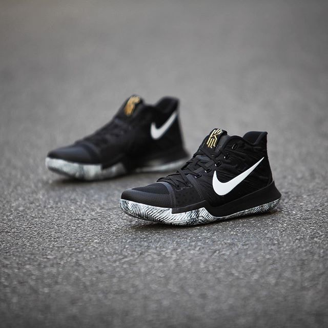 Nike, 852417-001,Kyrie 3 龙纹覆盖!Kyrie 3 “BHM” 将于明早 9 点上架官网 Nike, 852417-001,Kyrie 3 龙纹覆盖!Kyrie 3 “BHM” 将于明早 9 点上架官网