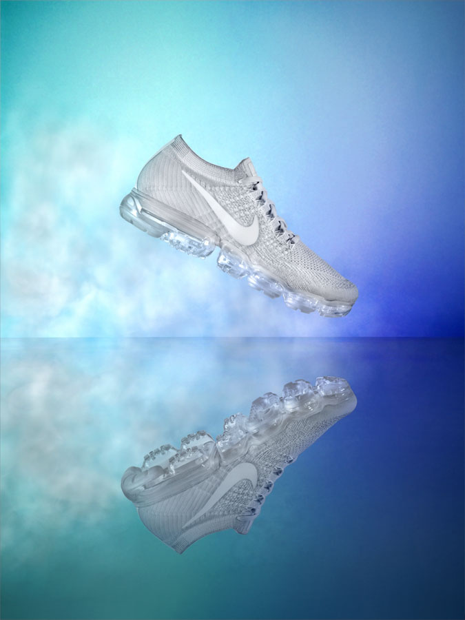 Nike,Air VaporMax Nike 的全新科技能否赶超 Boost 带来的舒适脚感? Nike,Air VaporMax Nike 的全新科技能否赶超 Boost 带来的舒适脚感?