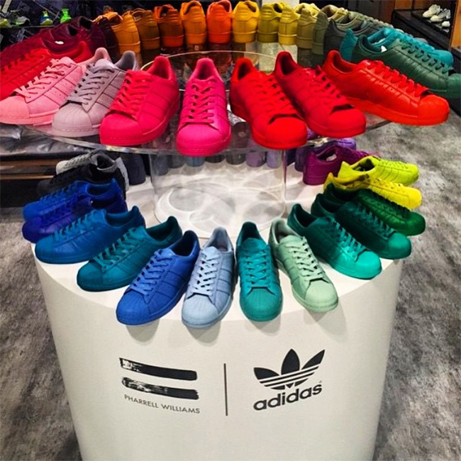 Pharrell Williams,Stan Smith,a 今年街头球鞋潮流的新风向!提前尝鲜别外传! Pharrell Williams,Stan Smith,a 今年街头球鞋潮流的新风向!提前尝鲜别外传!
