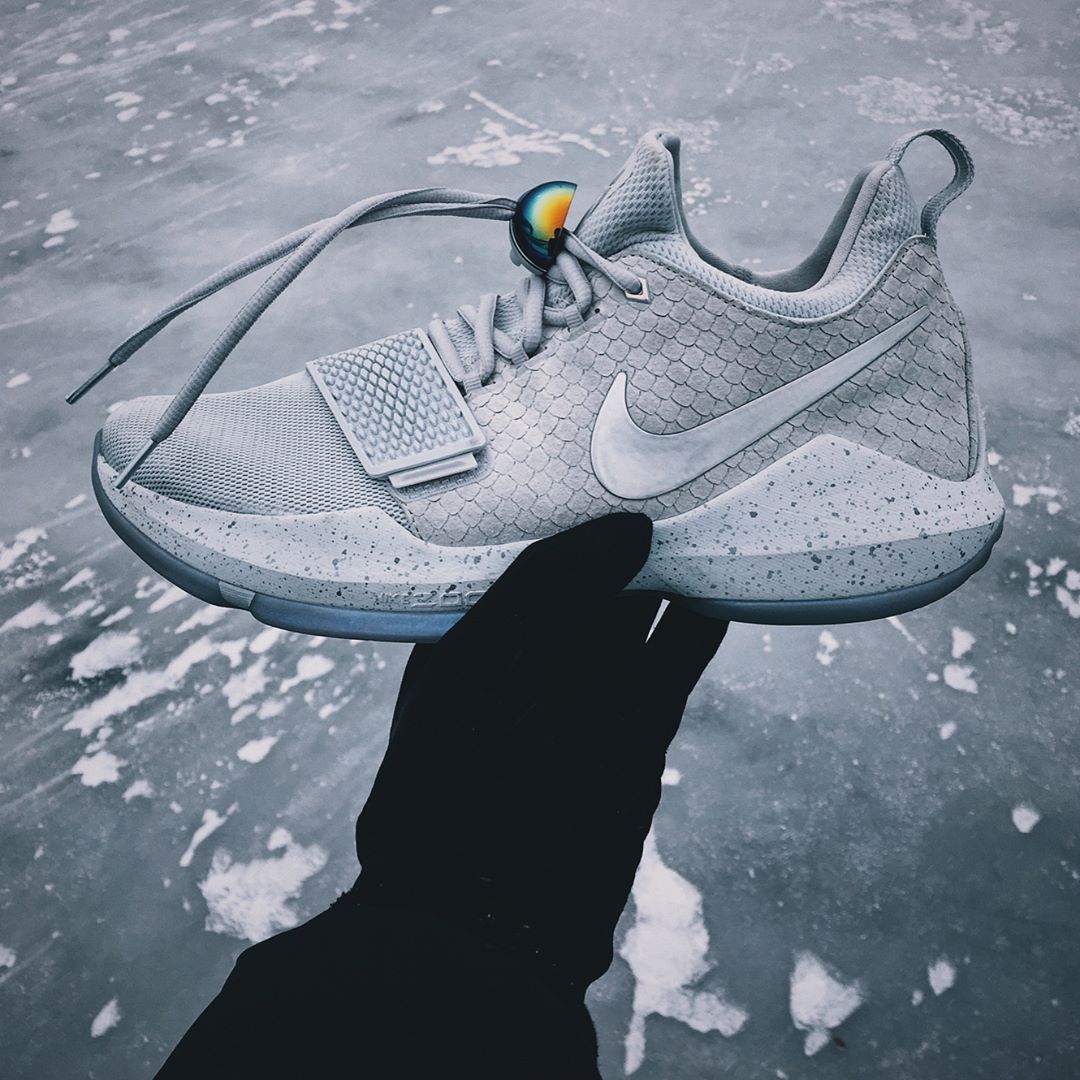 Nike,PG1 2K 有多少人和小编一样在等这双球鞋的发售? Nike,PG1 2K 有多少人和小编一样在等这双球鞋的发售?