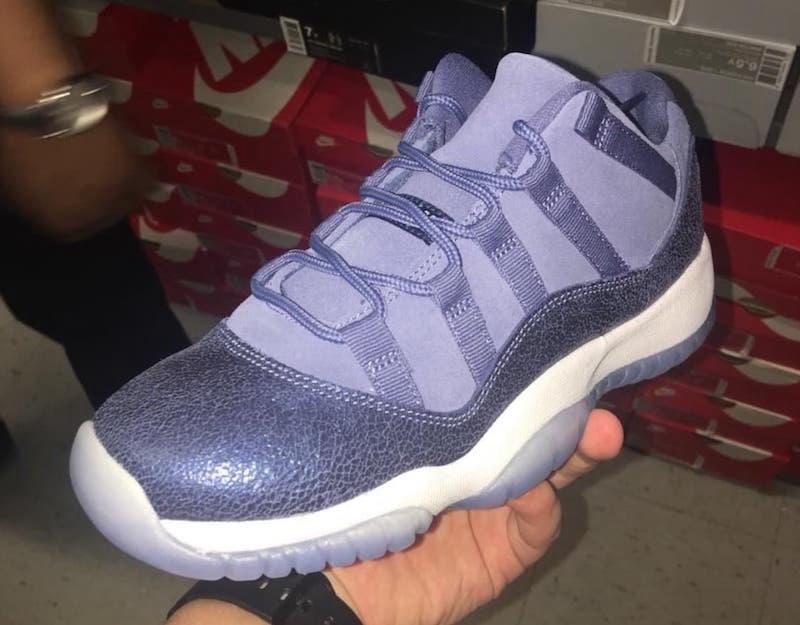 580521-408,AJ11,Air Jordan 11 实物曝光!Air Jordan 11 Low GS “Blue Moon” 四月发售 580521-408,AJ11,Air Jordan 11 实物曝光!Air Jordan 11 Low GS “Blue Moon” 四月发售